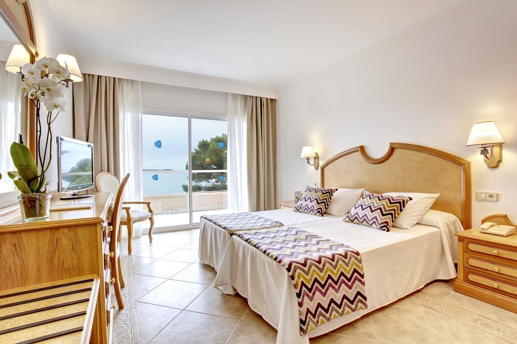 Grupotel Santa Eularia & Spa - Adults Only Santa Eularia des Riu Zewnętrze zdjęcie